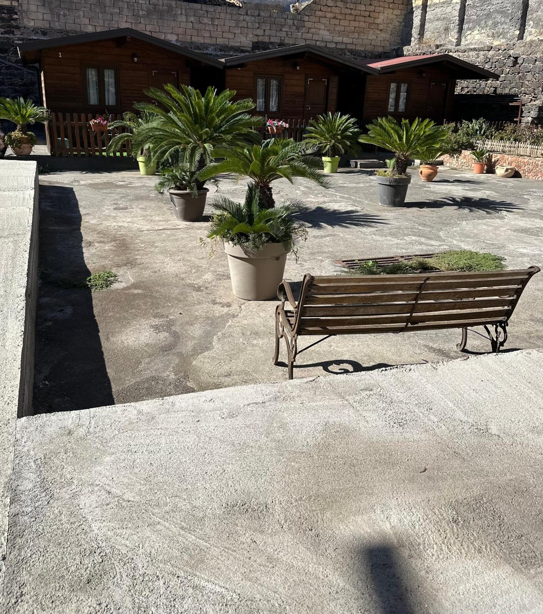 Garden Of Bitter Villa CTA Exterior photo